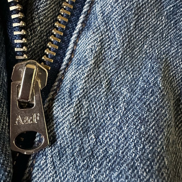 Abercrombie & Fitch Blue Cropped Jean Jacket Women’s Medium Wash Sz XS - Picture 6 of 10